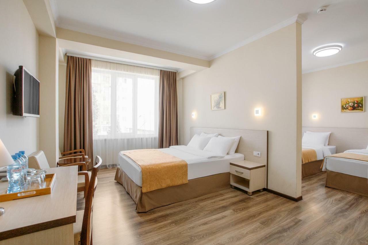 Tbilotel Tbilisi Exterior photo